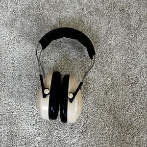 3M™ PELTOR™ Optime™ 95 Behind-the-Head Earmuffs, NRR 21 dB Model H6B/V)